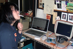 ハラカミ氏のスタジオ。(2003年1月)