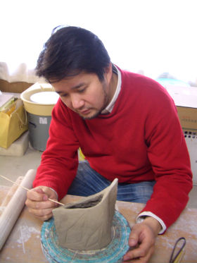 陶芸におけるテクノロジー 川尻 潤（陶芸家 清水焼窯元禎山窯十四世