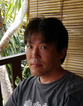 由良泰人 YURA Yasuto