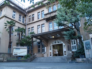 元・立誠小学校(京都市中京区) 会場入口