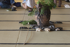 明倫茶会「茶会型パフォーマンス 超縄文」