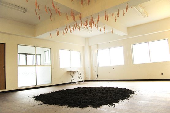 G Art Studio 山本桃子 「Distance implantation」 撮影:加瀬部 敏志