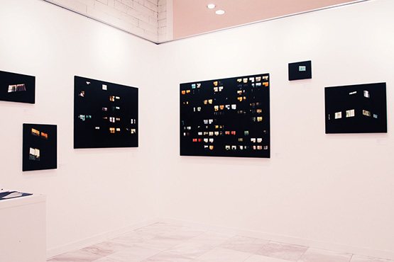 写真は先日DMOARTS(大阪)で開催していた個展の展示風景です。