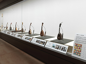 伊達伸明「建築物ウクレレ化保存計画」作品群