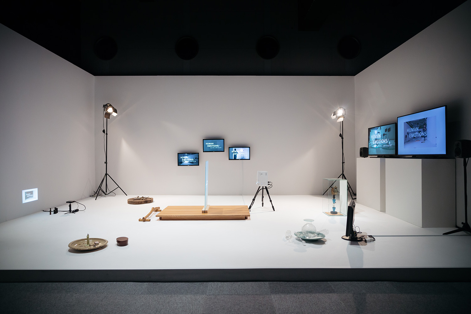 ラフォーレミュージアム原宿での展示の全景