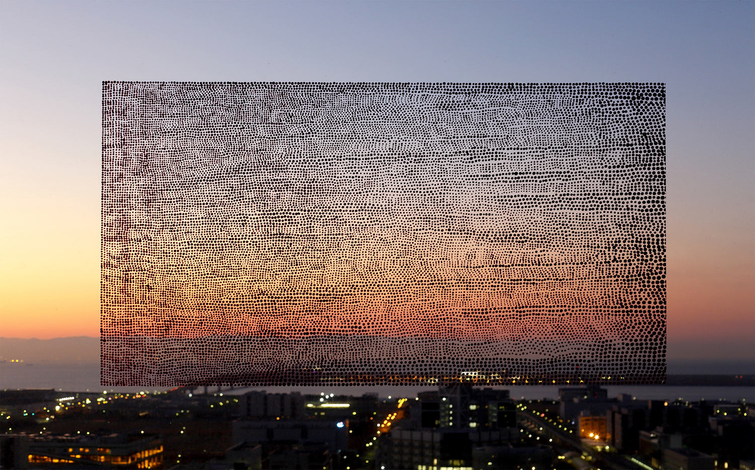 「REPETITION RED (DOT)32」