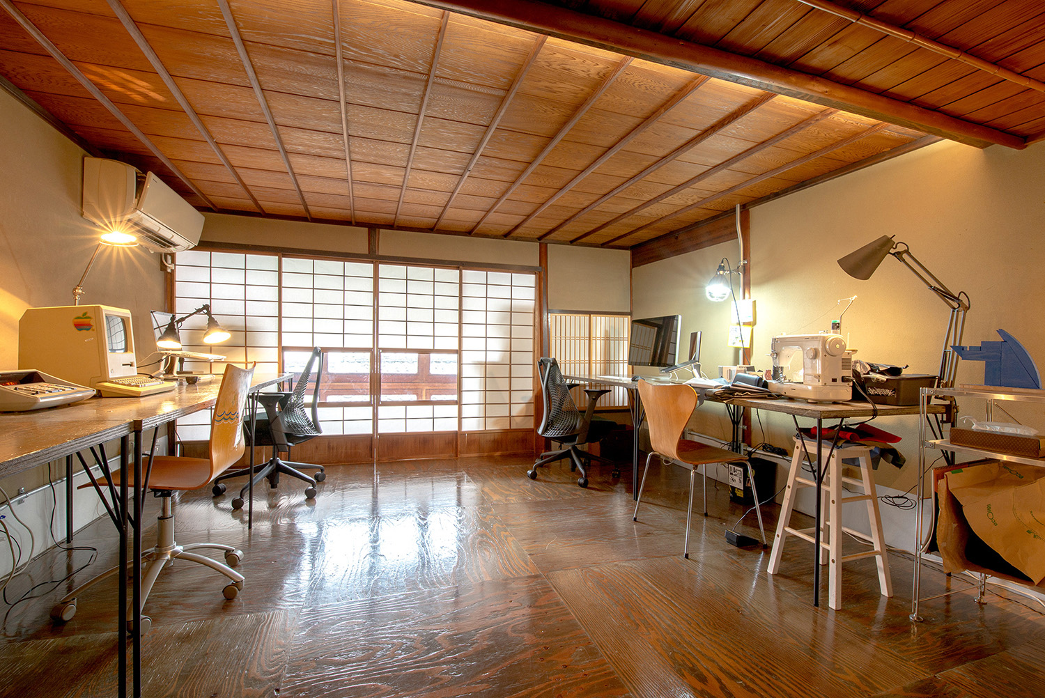 2F:WORKING ROOM